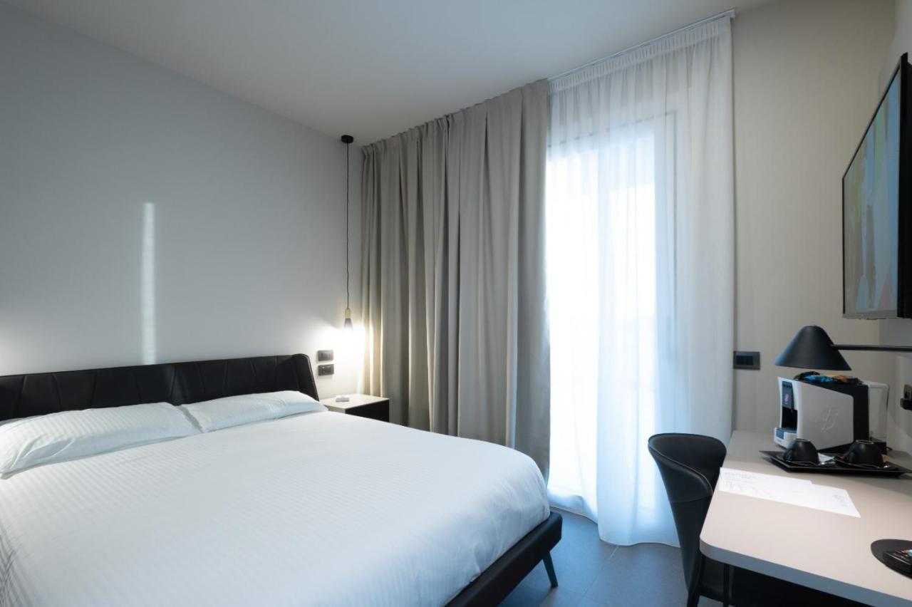 Bbcube Hotel ปอร์โตวีโร ภายนอก รูปภาพ